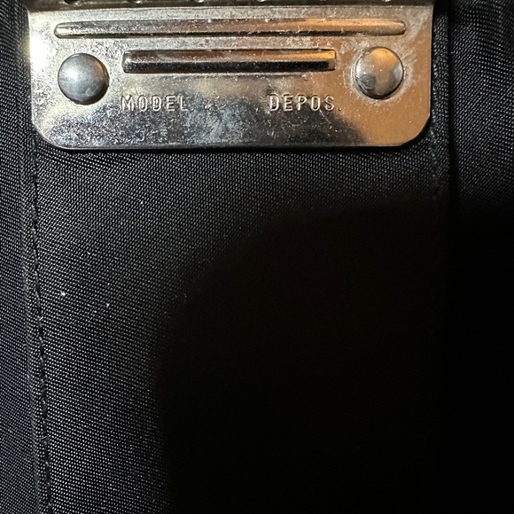 Black Prada Key Wallet - Picture 9 of 9